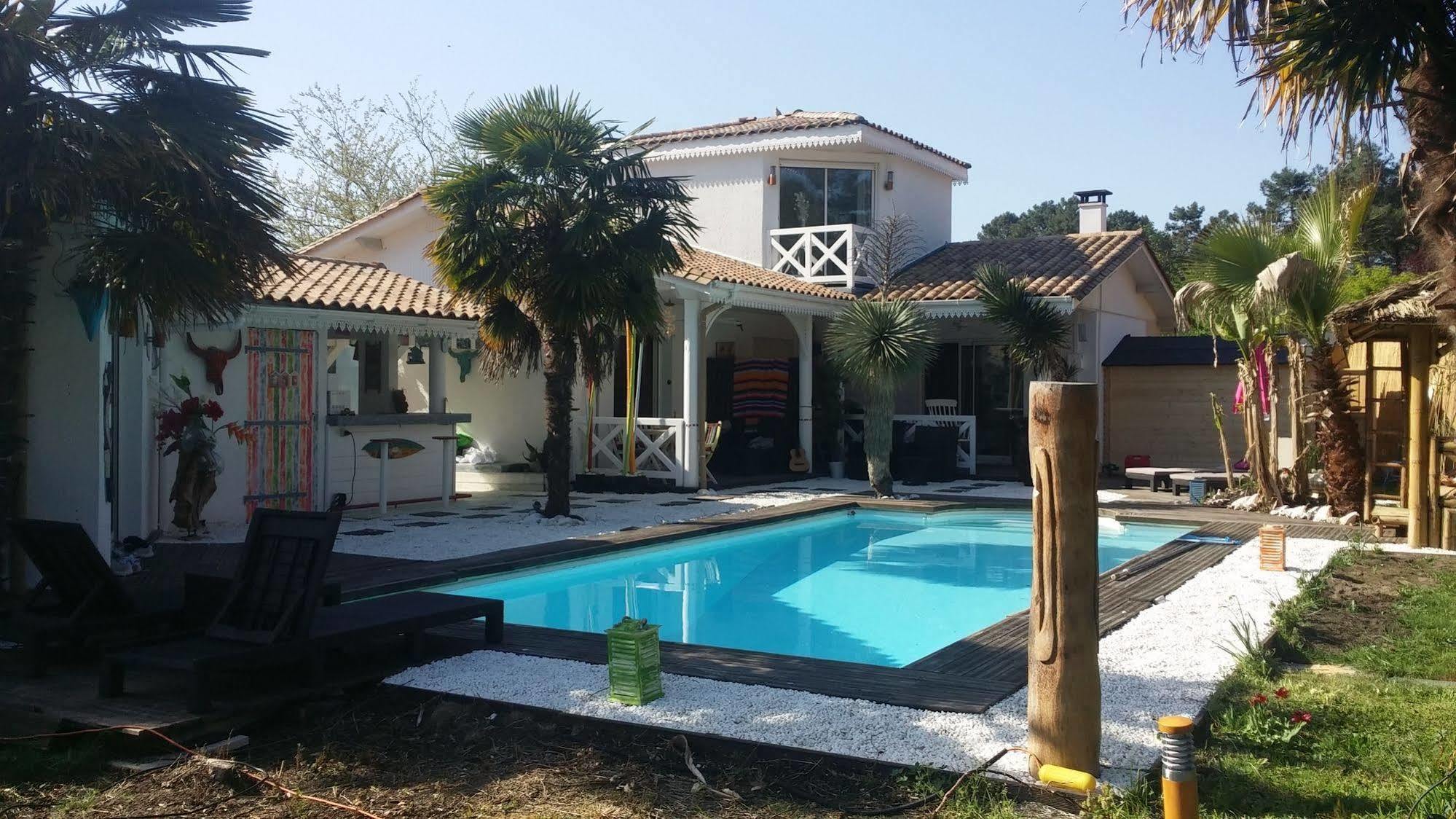 Villa Caraibes 居让梅斯特拉 外观 照片